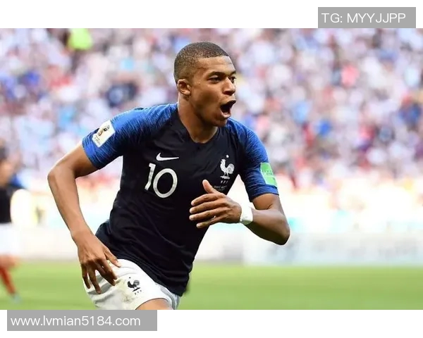 法国足球明星3：探索他们的传奇故事与场上风采