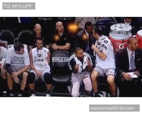 史上最搞笑篮球明星瞬间大集合让你捧腹大笑的精彩瞬间回顾 史上最搞笑篮球明星瞬间大集合让你捧腹大笑的精彩瞬间回顾